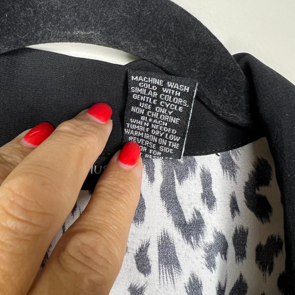 Womens Black & White Animal Print Blouse with Contrast Collar - Picture 6 of 8